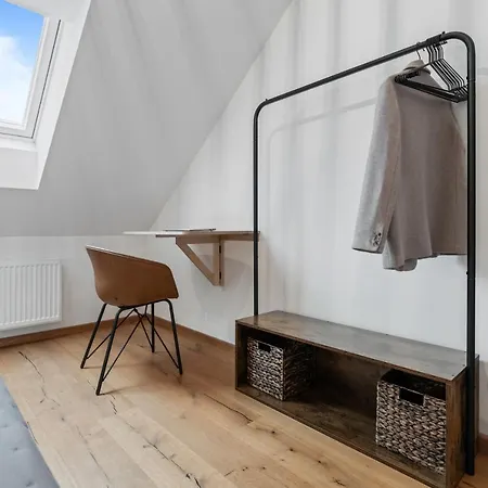 Casa Industrial: Design, Nespresso, Flughafennaehe